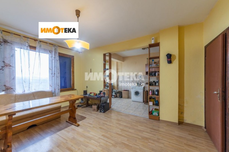 Продава  Етаж от къща, град Варна, с. Тополи •  156 990 EUR • ID 53627309 — holmes.bg - [1] 