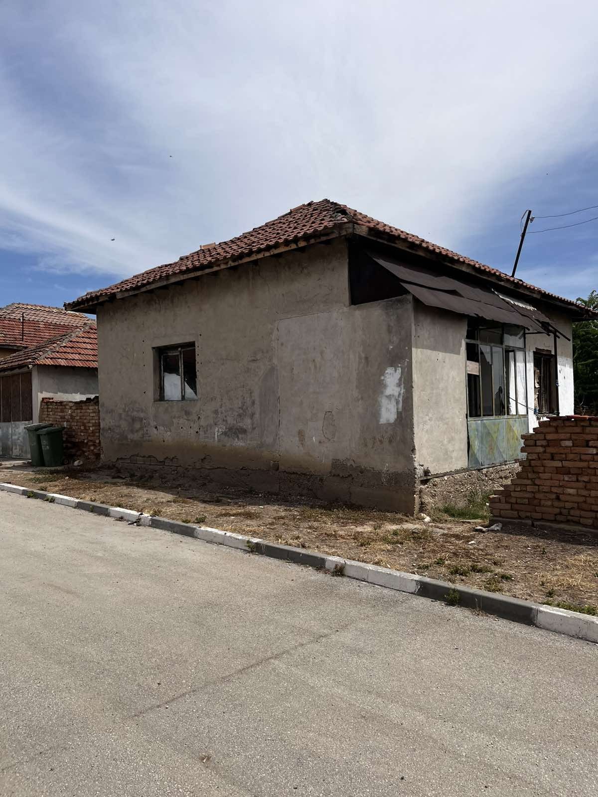 Продава КЪЩА, гр. Пордим, област Плевен, снимка 2 - Къщи - 55507778