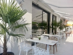 Te koop Bar; Koffiebar