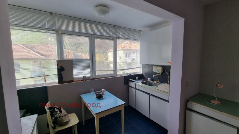 Продава 2-СТАЕН, гр. Рудозем, област Смолян, снимка 8 - Апартаменти - 53314750