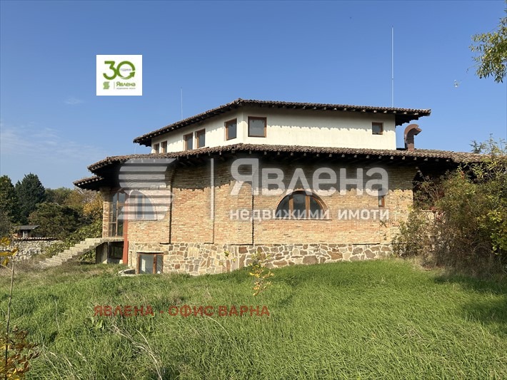 Продава КЪЩА, с. Приселци, област Варна, снимка 2 - Къщи - 54828145