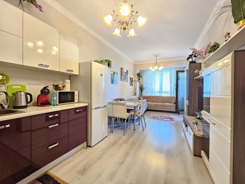 Продава 2-СТАЕН, гр. Бургас, Зорница, снимка 4 - Апартаменти - 53042414