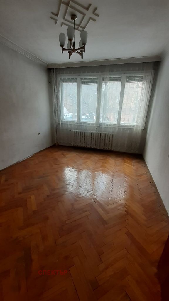 Продава 3-СТАЕН, гр. Перник, Център