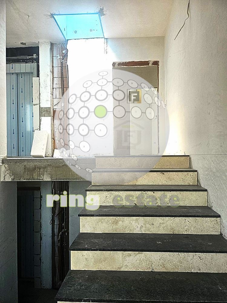 Προς πώληση  Όροφος σπιτιού Πλοβδηβ , Κοματεβσκο τσοσε , 200 τ.μ | 22869965 - εικόνα [4]
