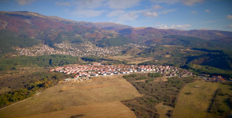 Продава КЪЩА, с. Кладница, област Перник, снимка 2 - Къщи - 50603491