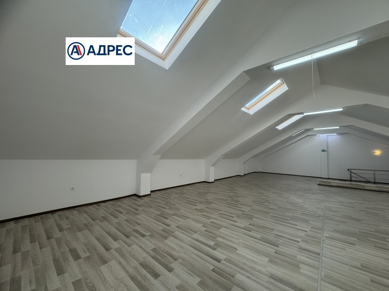 Продава  Склад област Пловдив , гр. Карлово , 320 кв.м | 78412593 - изображение [11]
