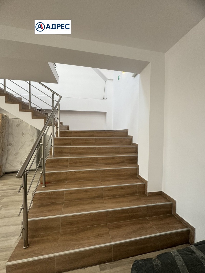 Продава  Склад област Пловдив , гр. Карлово , 320 кв.м | 78412593 - изображение [6]