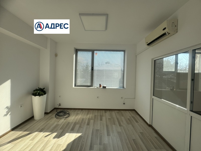 Продава  Склад област Пловдив , гр. Карлово , 320 кв.м | 78412593 - изображение [3]