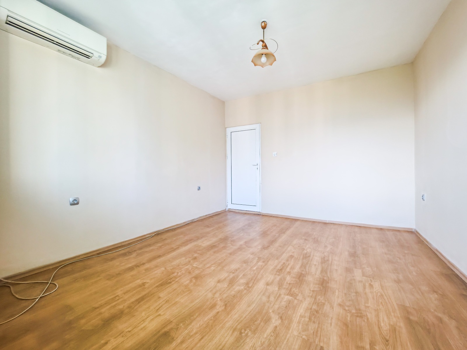 Продава 3-СТАЕН, гр. София, Банишора, снимка 8 - Апартаменти - 54414098