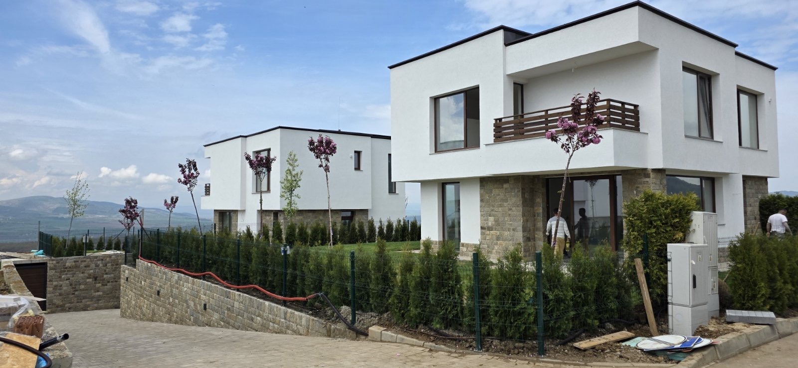 Продава КЪЩА, с. Кладница, област Перник, снимка 2 - Къщи - 50603491