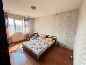 3 dormitorios Nadezhda 1, Sofia