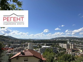House Tsentar, Gabrovo