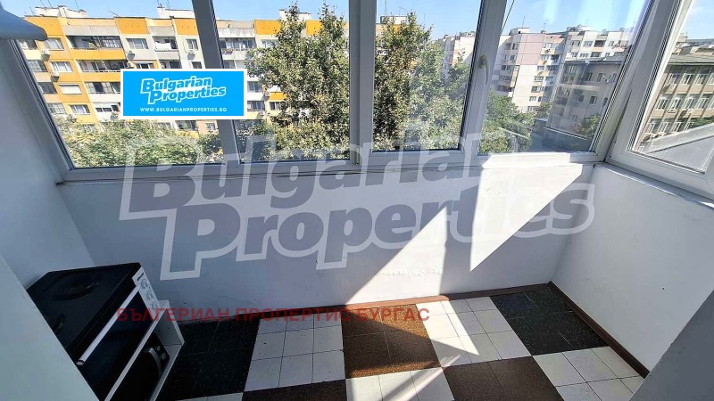 En venta  3 dormitorios Burgas , Vazrazhdane , 100 metros cuadrados | 28067448 - imagen [6]