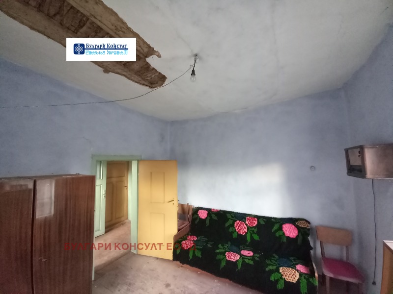 Продава КЪЩА, с. Четирци, област Кюстендил, снимка 13 - Къщи - 53165008