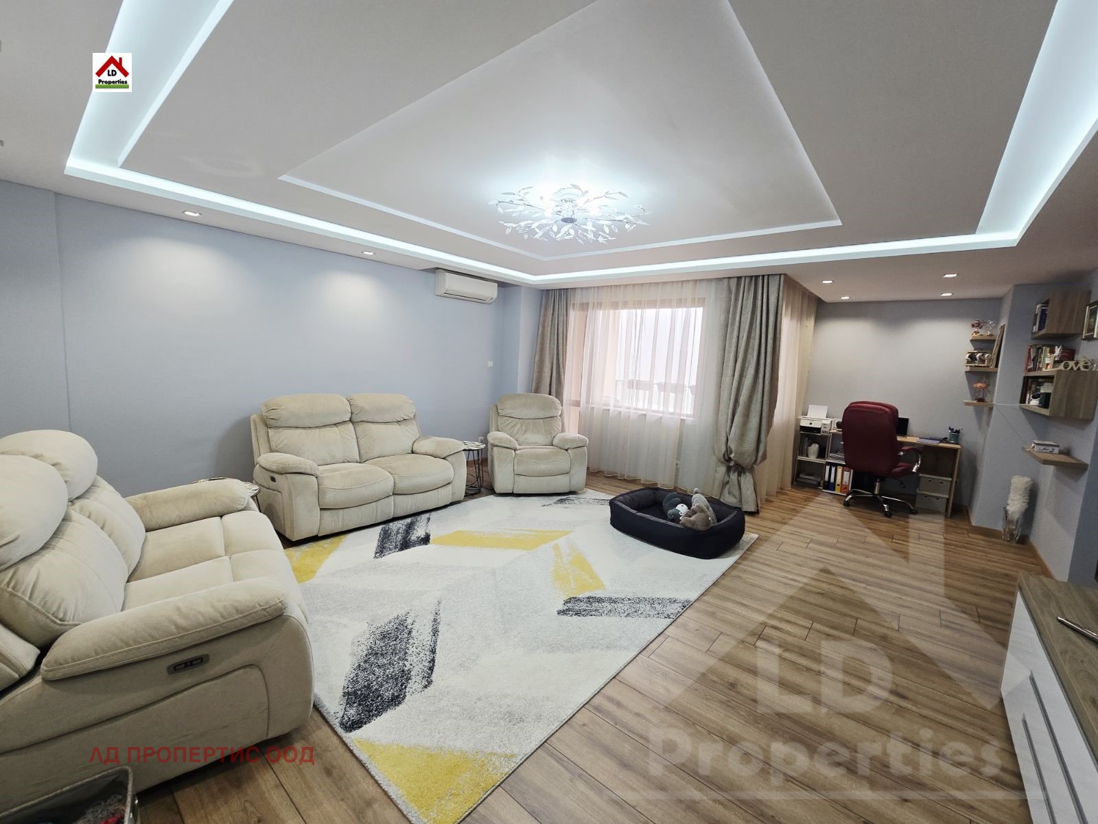 Продава 3-СТАЕН, гр. Варна, к.к. Чайка, снимка 2 - Апартаменти - 54563948