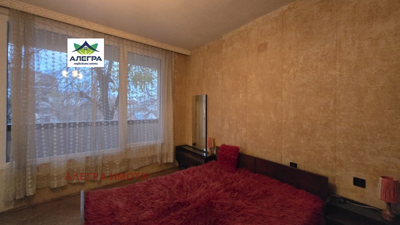 Продава 3-СТАЕН, гр. Пазарджик, Център, снимка 4 - Апартаменти - 52692901