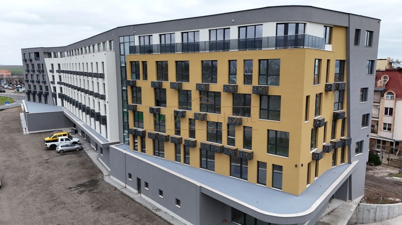 Продава  3-стаен град Бургас , Сарафово , 90 кв.м | 62116414