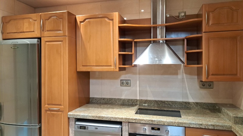 Продава МНОГОСТАЕН, гр. Стара Загора, Център, снимка 7 - Апартаменти - 53477433