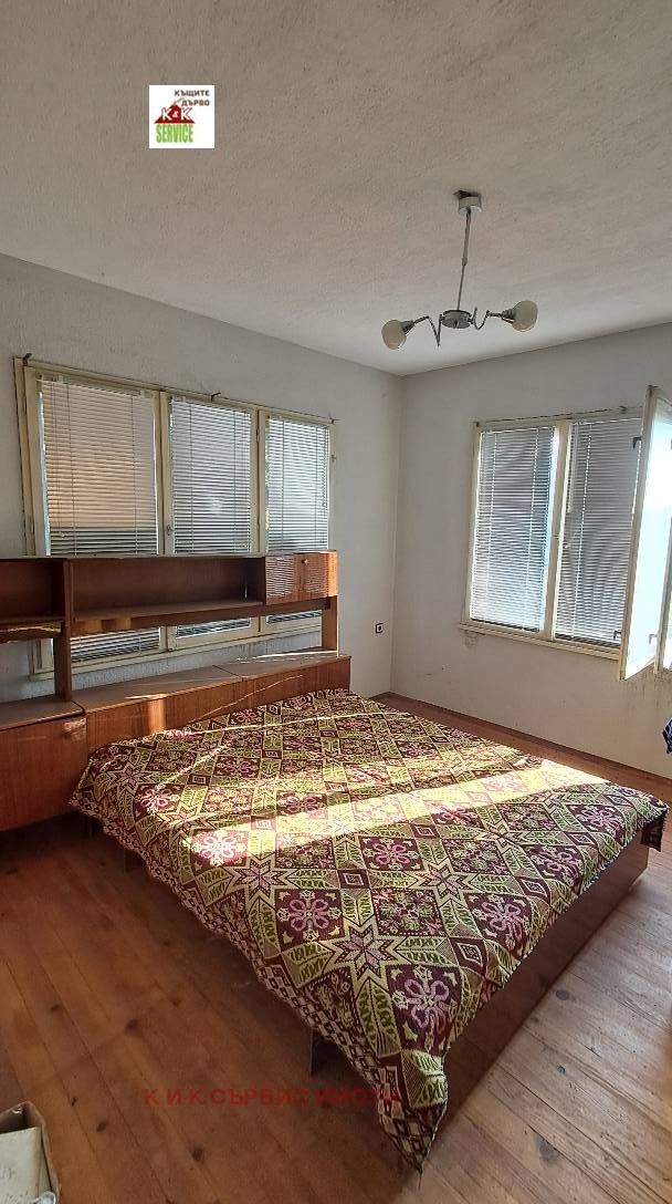 Продава КЪЩА, с. Иганово, област Пловдив, снимка 13 - Къщи - 52078444