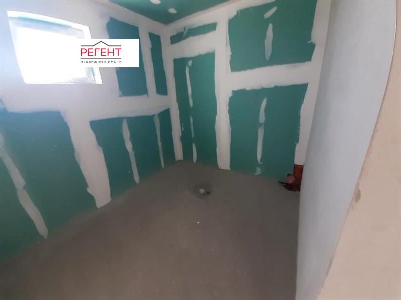 Продава КЪЩА, гр. Севлиево, област Габрово, снимка 10 - Къщи - 53463553