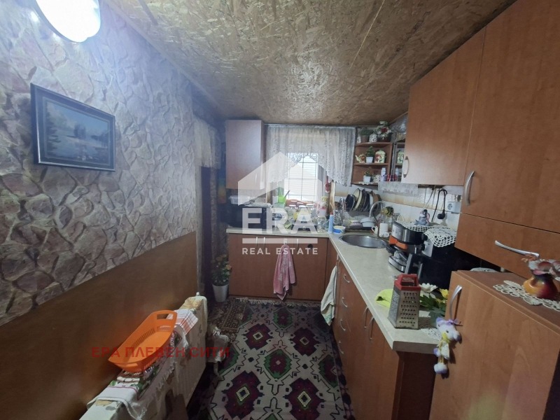 Продава КЪЩА, с. Върбица, област Плевен, снимка 7 - Къщи - 56733110