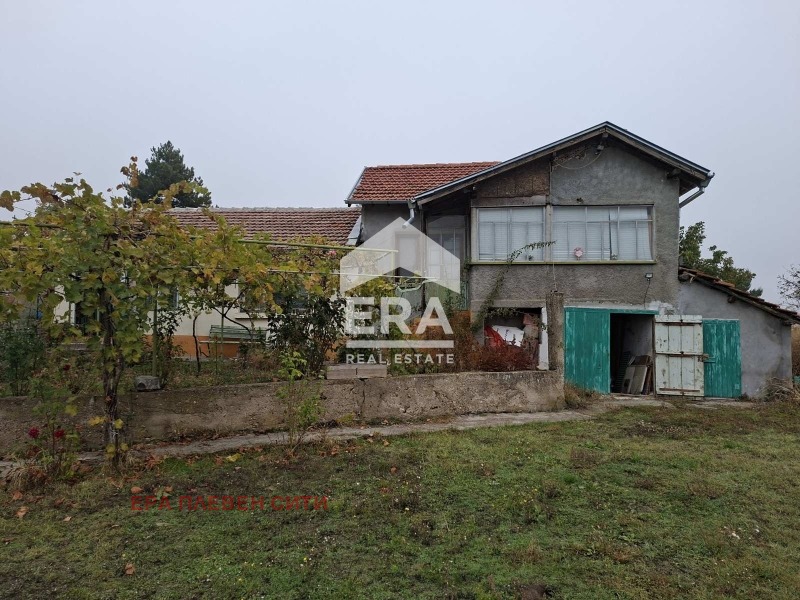 Продава КЪЩА, с. Върбица, област Плевен