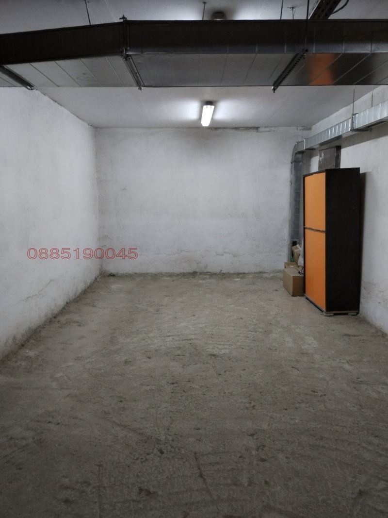 Продава ГАРАЖ, ПАРКОМЯСТО, гр. София, Кръстова вада