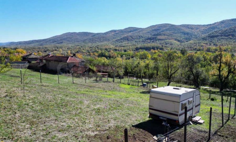 Продава ПАРЦЕЛ, с. Голец, област Ловеч, снимка 10 - Парцели - 52128980
