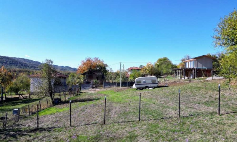 Продава ПАРЦЕЛ, с. Голец, област Ловеч, снимка 17 - Парцели - 52128980