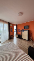Продава  1-стаен област Бургас , гр. Свети Влас , 66 кв.м | 61318717 - изображение [2]