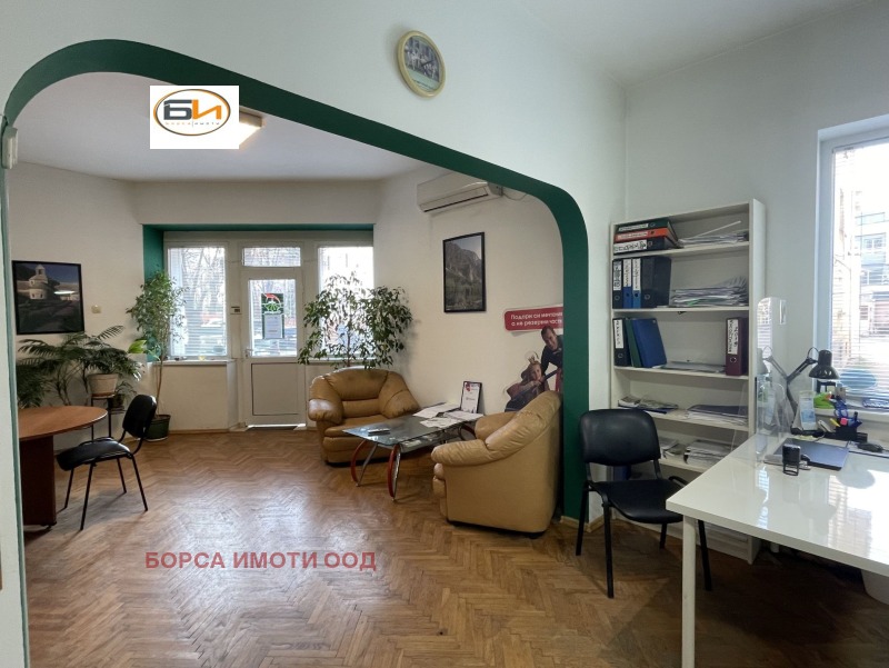 Продава ОФИС в град Враца, Център - 133 кв.м / 199 500 € » 390 188.09 лв., БОРСА ИМОТИ ООД