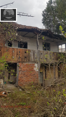 Продажба на имоти в с. Коняво, област Кюстендил - изображение 2 