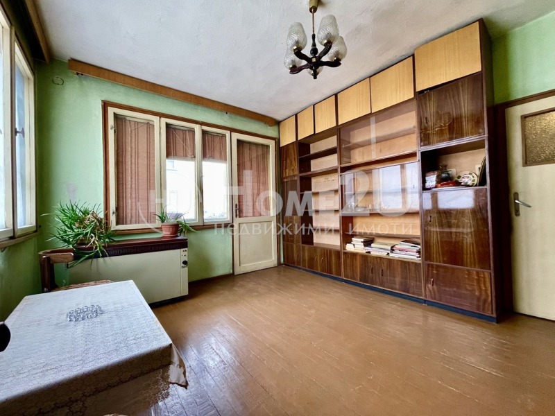 Продава  4-стаен град Пазарджик , Център , 109 кв.м | 70293998 - изображение [3]
