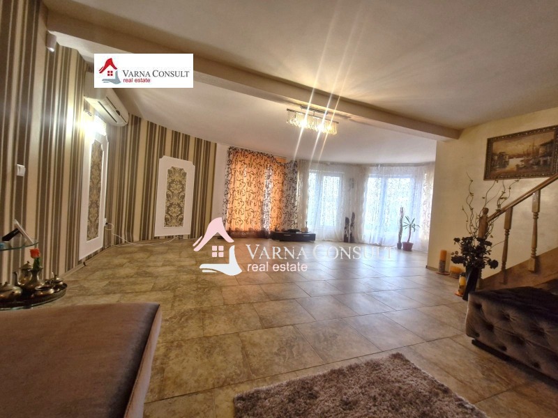 Продава КЪЩА, с. Осеново, област Варна, снимка 2 - Къщи - 53031951