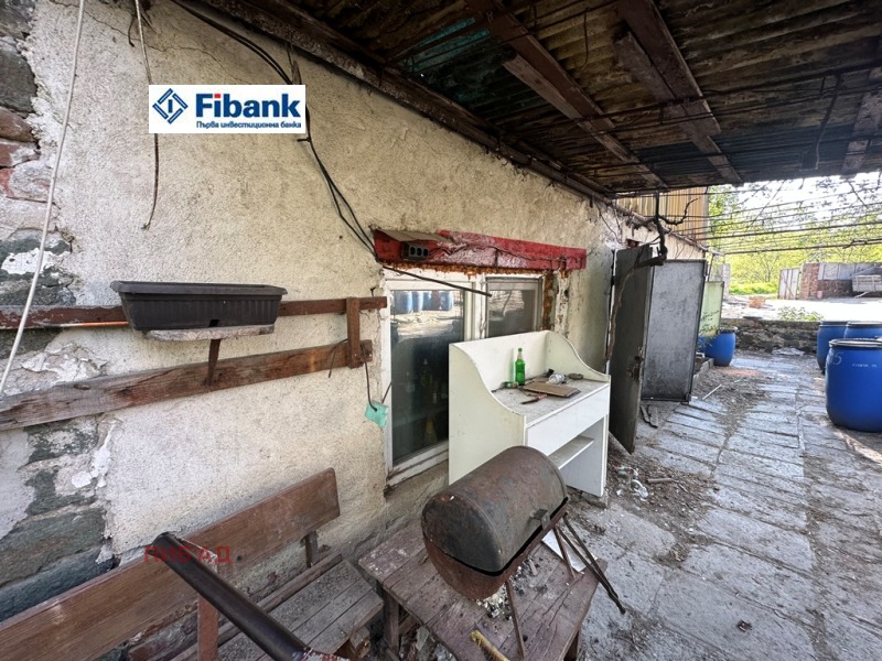 Продава  Пром. помещение област Бургас , гр. Карнобат , 759 кв.м | 39615424 - изображение [4]