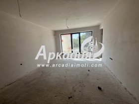 1 chambre Karchiyaka, Plovdiv 1