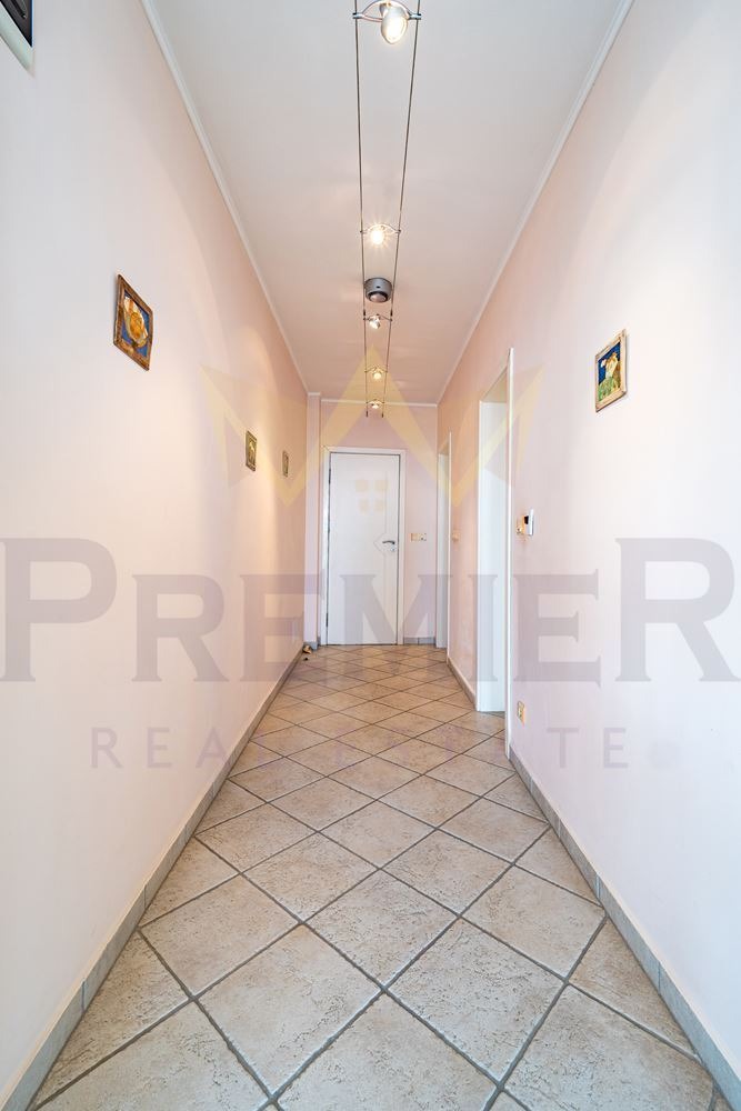 Te koop  3 slaapkamers Varna , Briz , 253 m² | 27761882 - afbeelding [15]