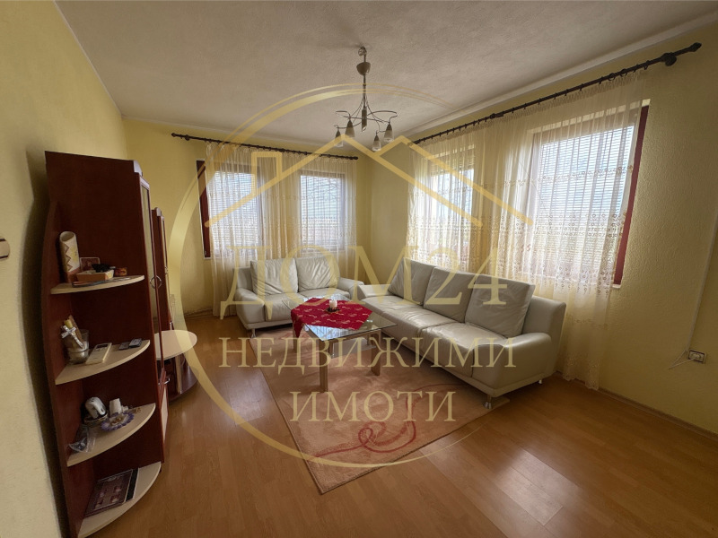 Продава КЪЩА, гр. Първомай, област Пловдив, снимка 2 - Къщи - 53426676