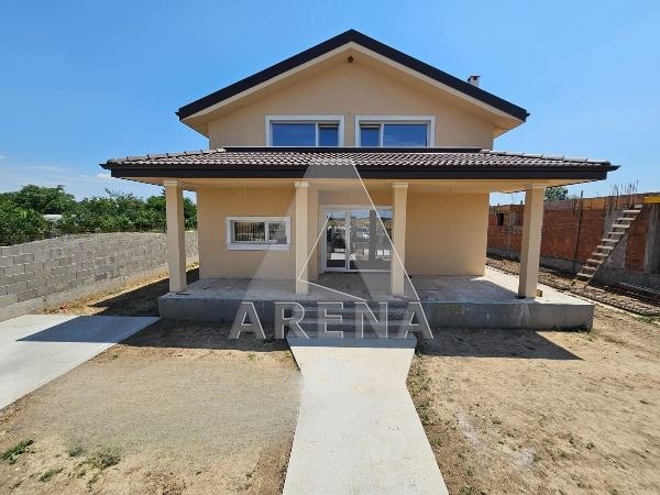 Продава КЪЩА, с. Рогош, област Пловдив, снимка 2 - Къщи - 55107601
