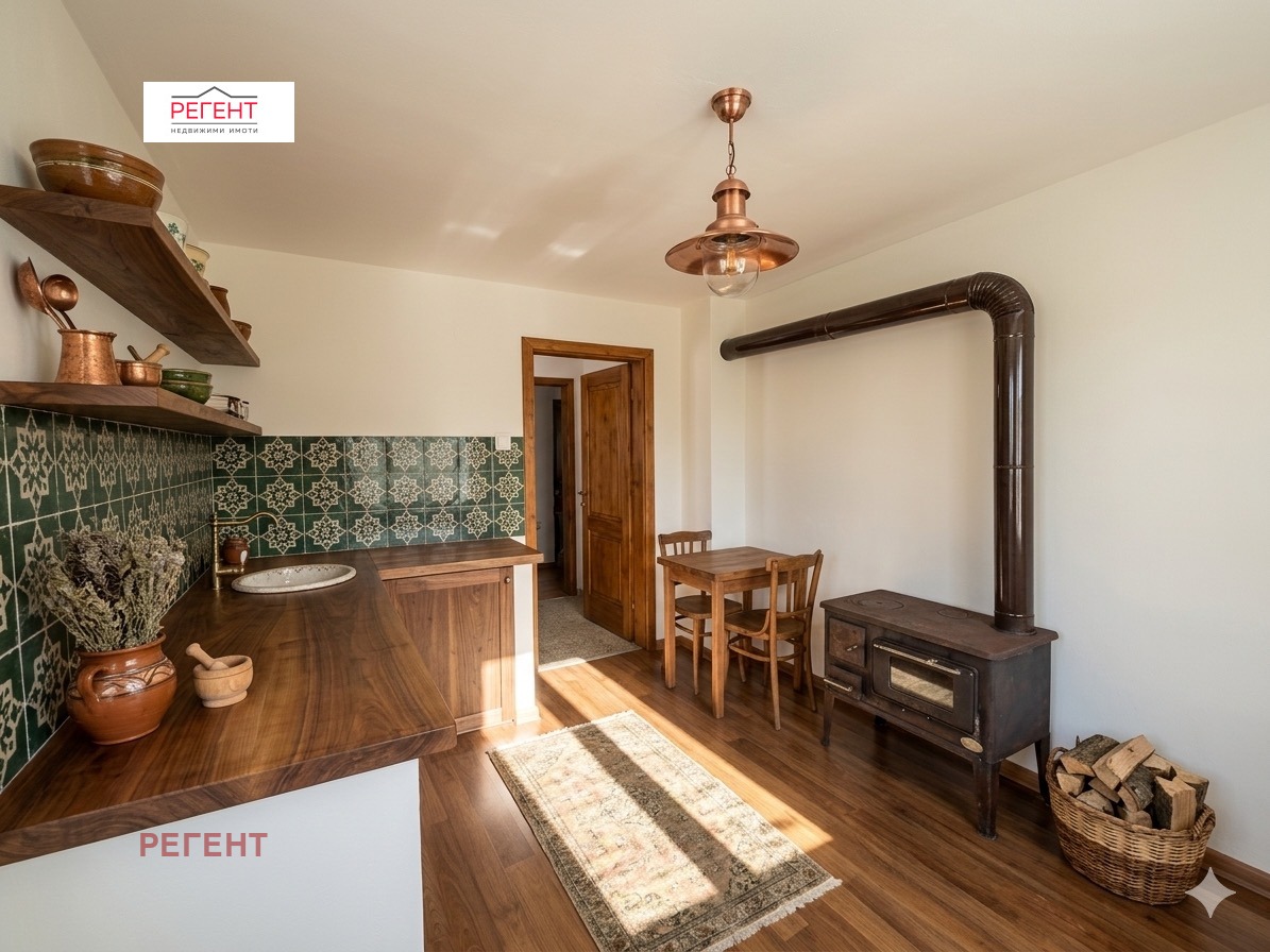 Продава КЪЩА, с. Новаковци, област Габрово, снимка 9 - Къщи - 50456091