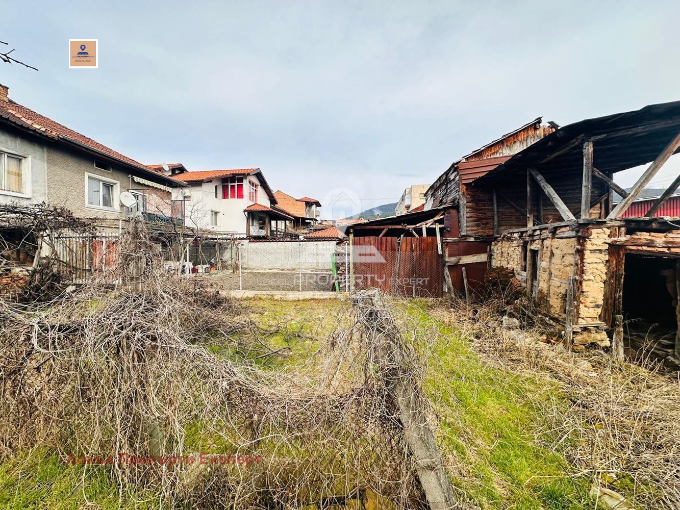 Продава ПАРЦЕЛ, с. Елешница, област Благоевград