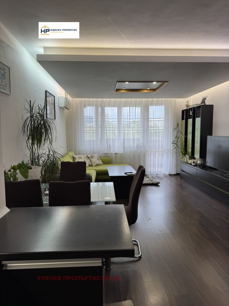 Продава 2-СТАЕН, гр. София, Гео Милев