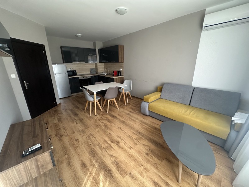 Продава 2-СТАЕН, гр. Поморие, област Бургас, снимка 2 - Апартаменти - 52613419