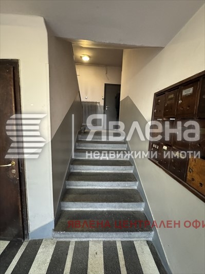 Продава 3-СТАЕН, гр. София, Яворов, снимка 3 - Апартаменти - 56133814