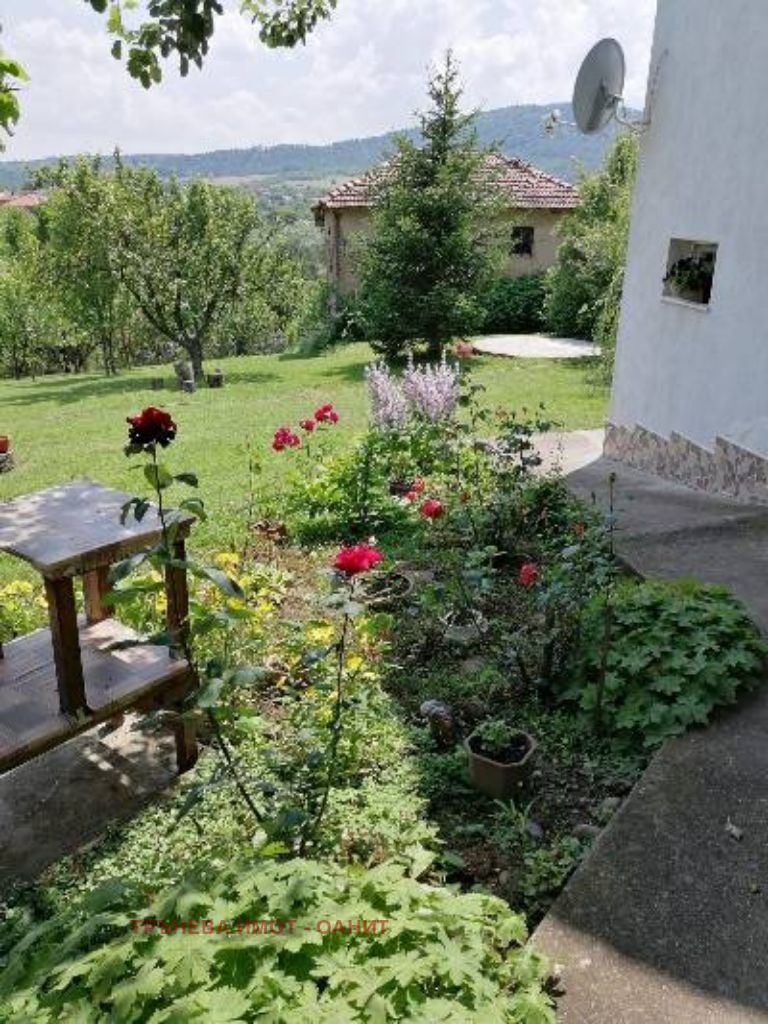 Продава КЪЩА, с. Радювене, област Ловеч, снимка 5 - Къщи - 54040619