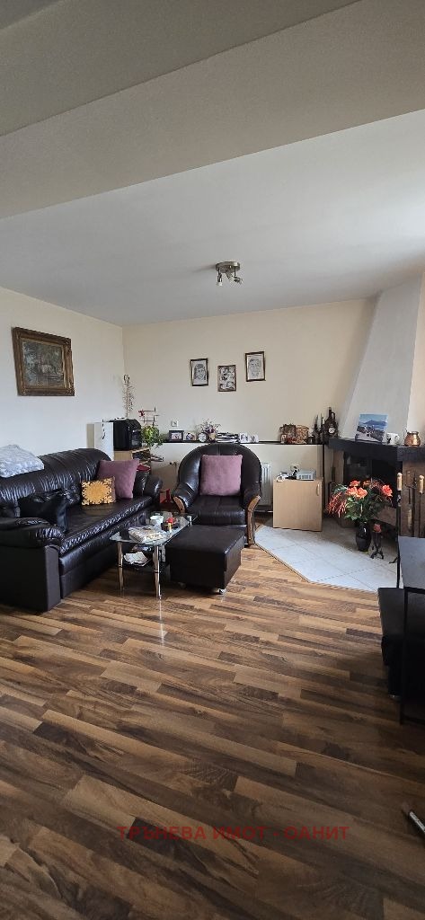 Продава КЪЩА, с. Радювене, област Ловеч, снимка 13 - Къщи - 54040619