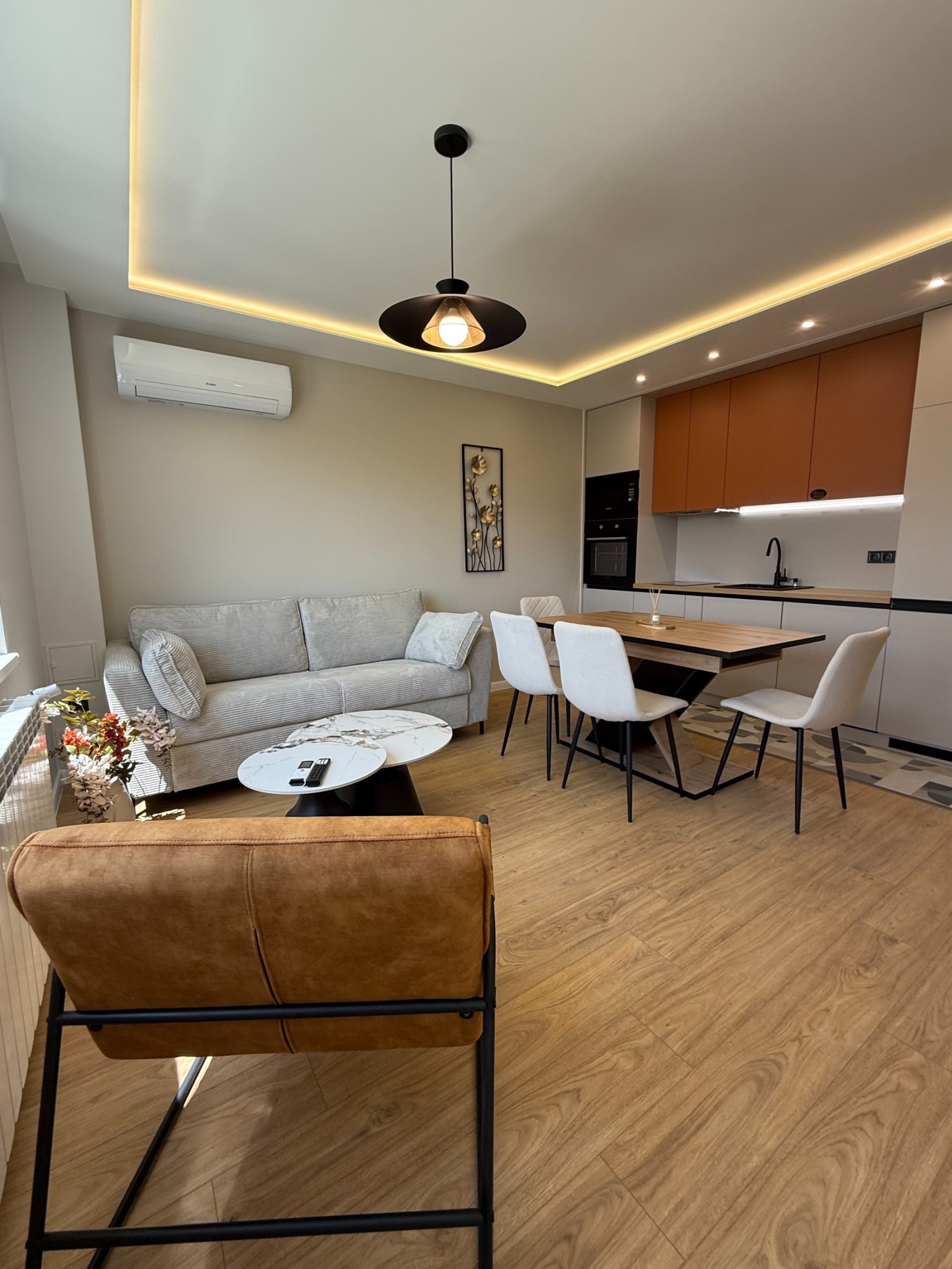 Продава 3-СТАЕН, гр. София, Люлин 10