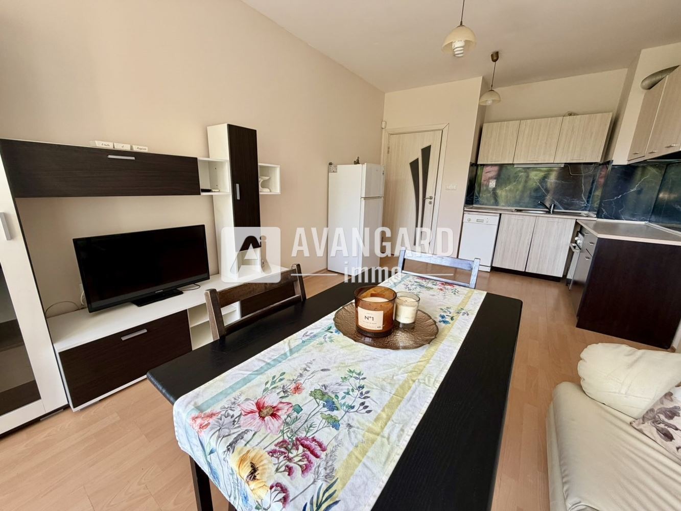 Продава 3-СТАЕН, гр. Варна, Бриз, снимка 3 - Апартаменти - 54727591