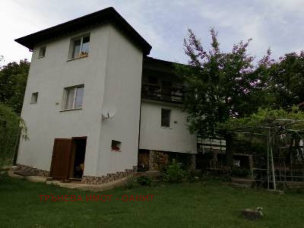 Продава КЪЩА, с. Радювене, област Ловеч, снимка 6 - Къщи - 54040619