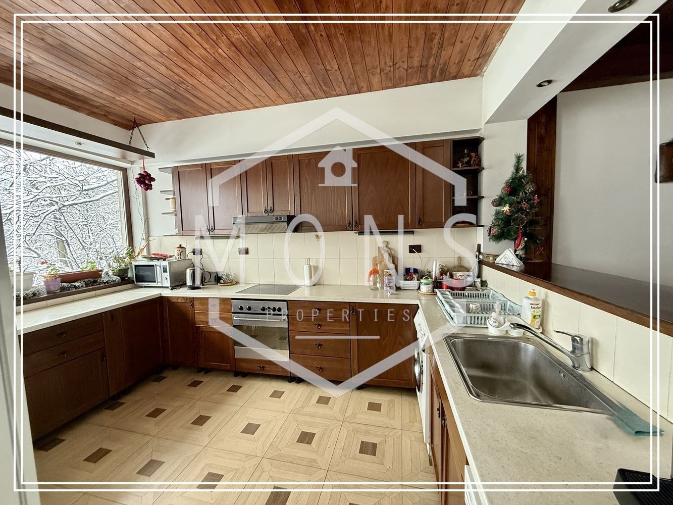 Продава БИЗНЕС ИМОТ, с. Орешак, област Ловеч, снимка 7 - Други - 53325835